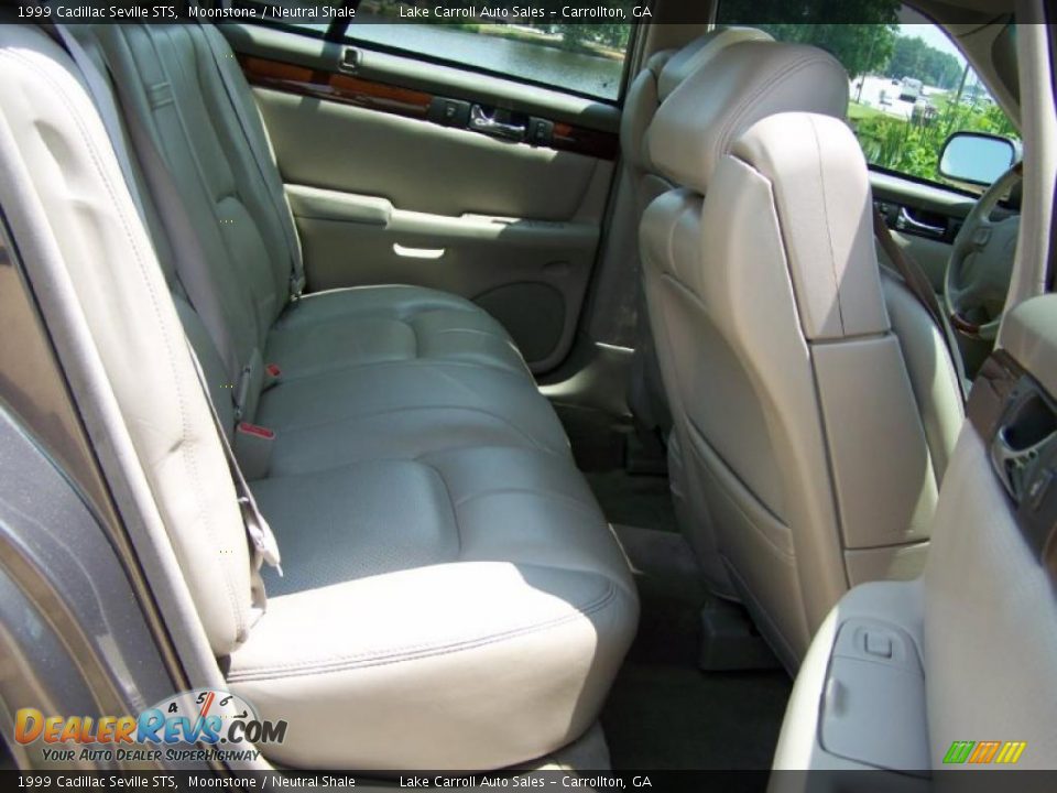 1999 Cadillac Seville STS Moonstone / Neutral Shale Photo #32