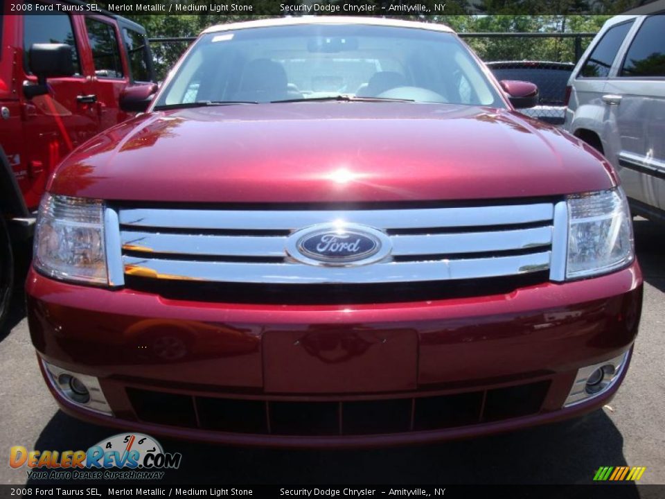 2008 Ford Taurus SEL Merlot Metallic / Medium Light Stone Photo #2