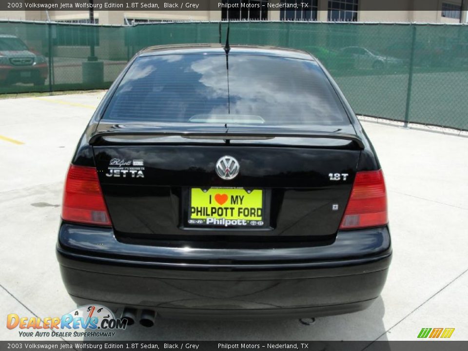 2003 Volkswagen Jetta Wolfsburg Edition 1.8T Sedan Black / Grey Photo #4