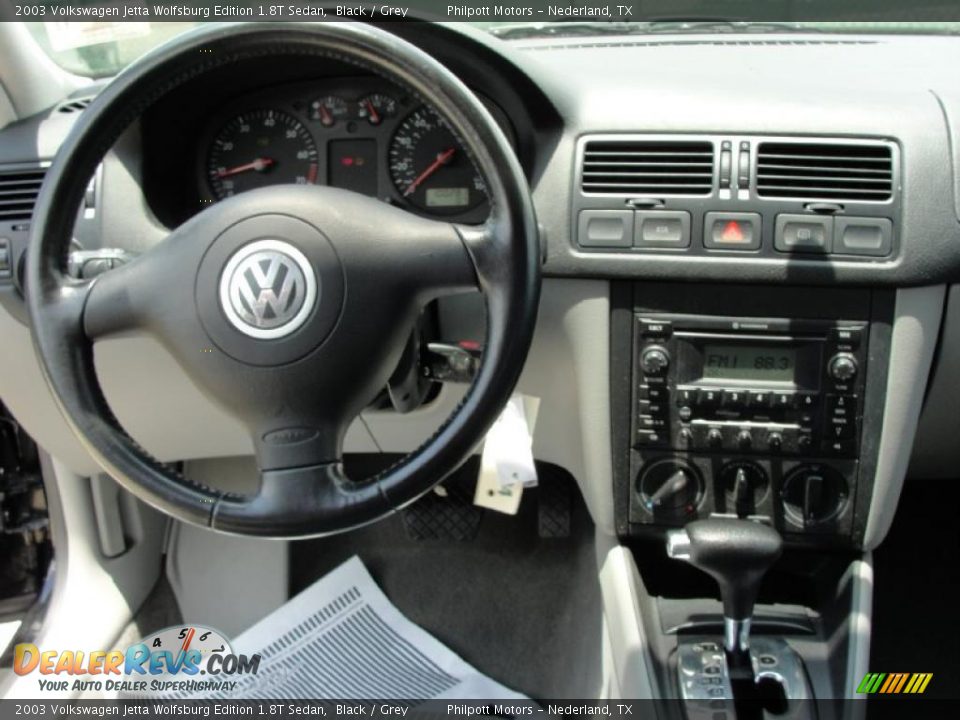 2003 Volkswagen Jetta Wolfsburg Edition 1.8T Sedan Black / Grey Photo #34