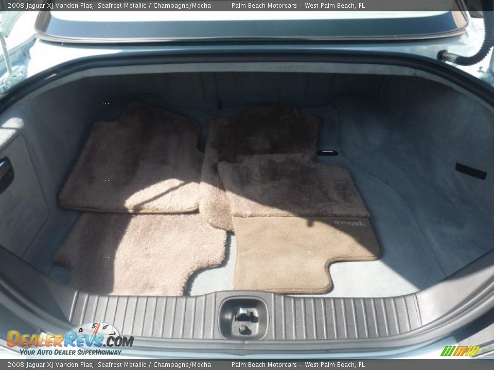 2008 Jaguar XJ Vanden Plas Seafrost Metallic / Champagne/Mocha Photo #15