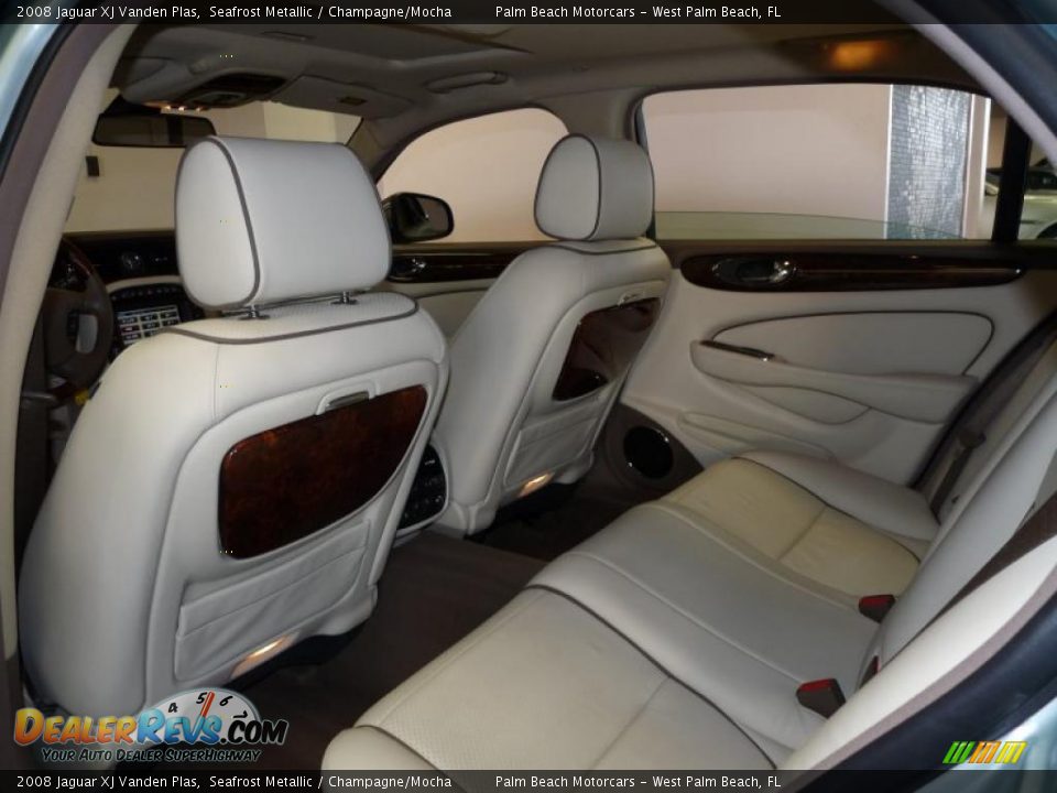 2008 Jaguar XJ Vanden Plas Seafrost Metallic / Champagne/Mocha Photo #23
