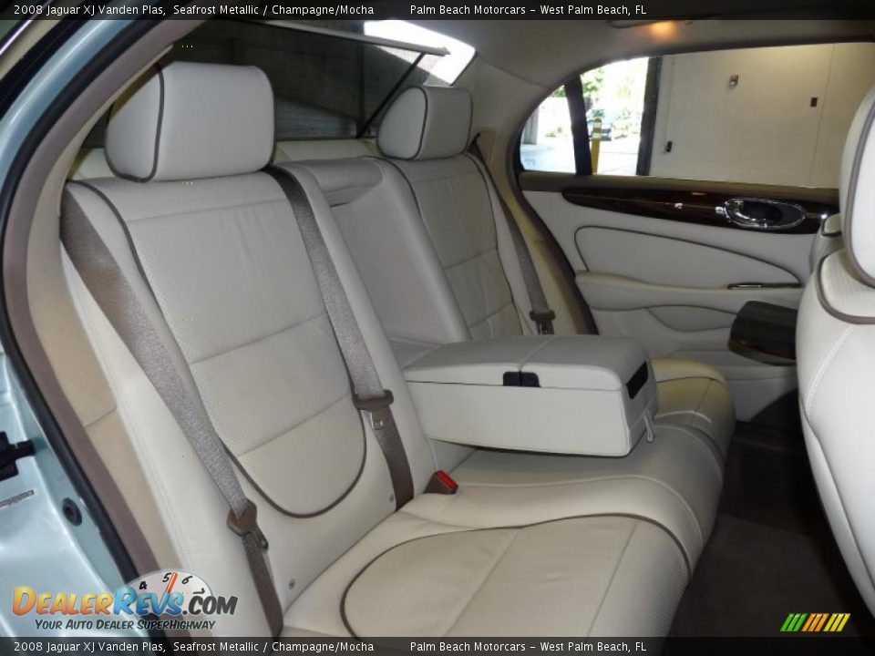 2008 Jaguar XJ Vanden Plas Seafrost Metallic / Champagne/Mocha Photo #29