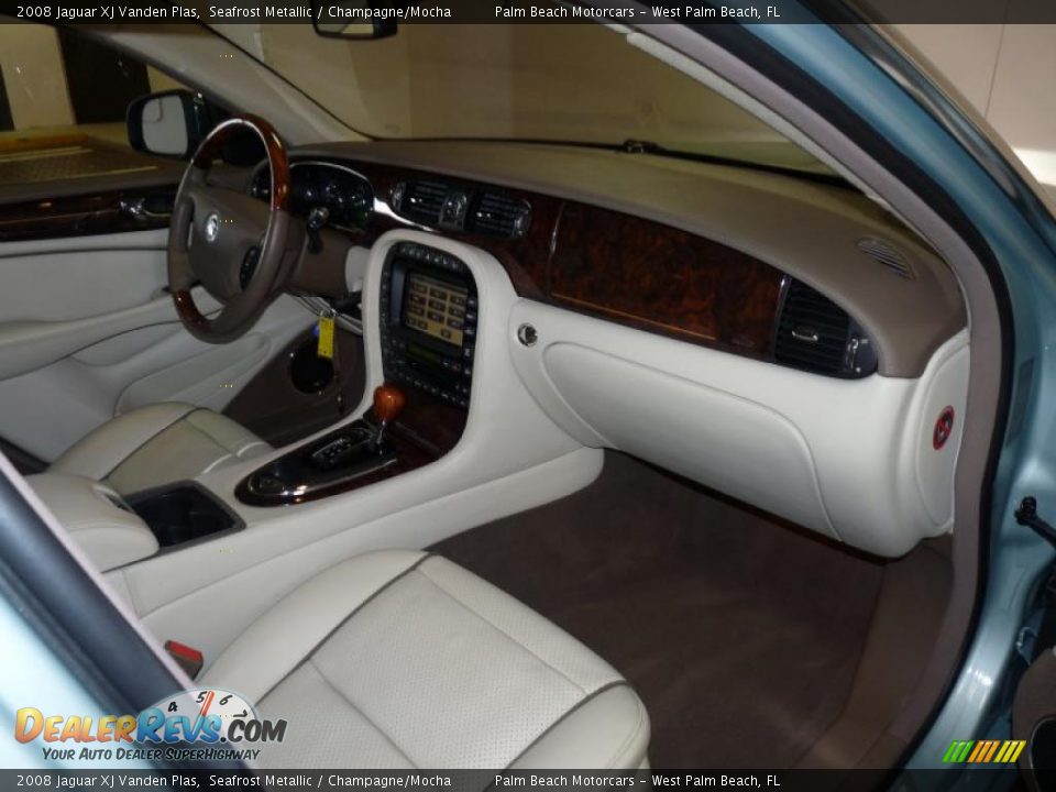 2008 Jaguar XJ Vanden Plas Seafrost Metallic / Champagne/Mocha Photo #30