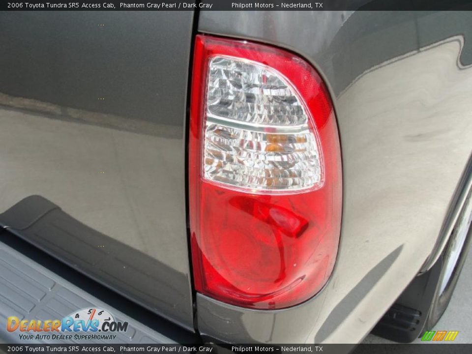 2006 Toyota Tundra SR5 Access Cab Phantom Gray Pearl / Dark Gray Photo #21