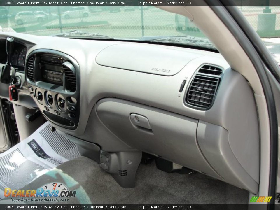 2006 Toyota Tundra SR5 Access Cab Phantom Gray Pearl / Dark Gray Photo #28