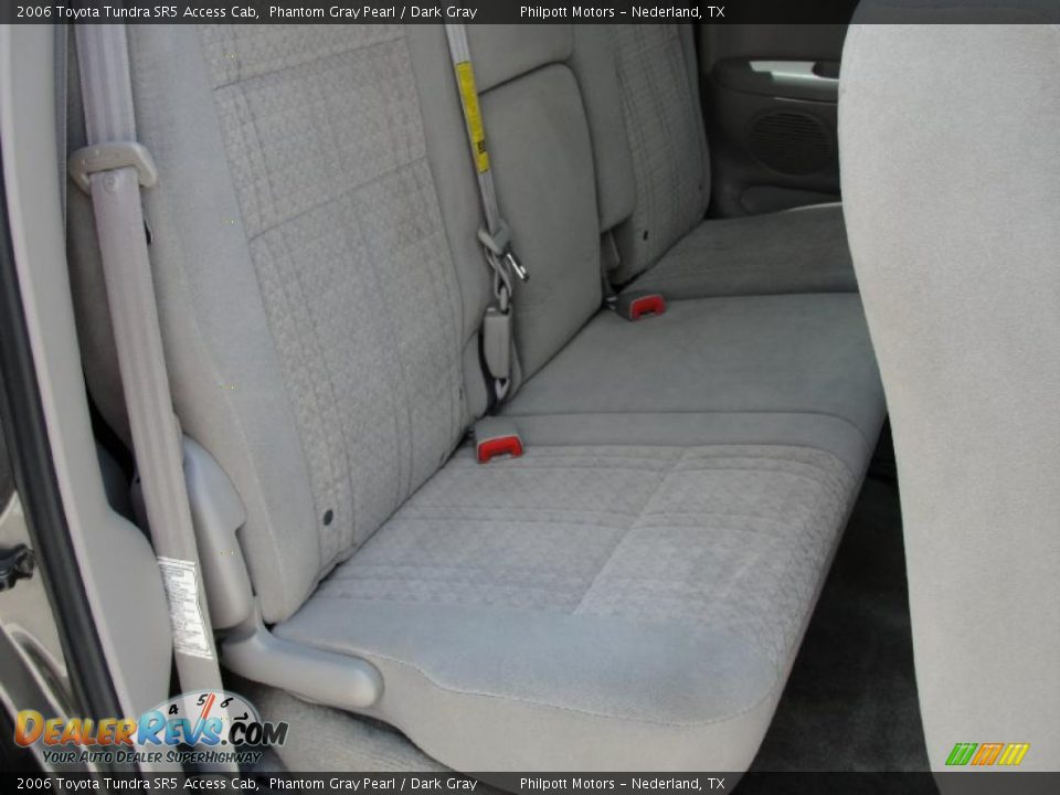 2006 Toyota Tundra SR5 Access Cab Phantom Gray Pearl / Dark Gray Photo #30
