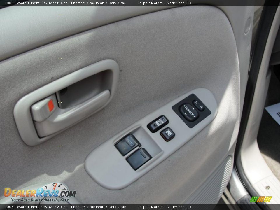 2006 Toyota Tundra SR5 Access Cab Phantom Gray Pearl / Dark Gray Photo #36