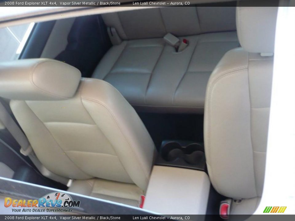 2008 Ford Explorer XLT 4x4 Vapor Silver Metallic / Black/Stone Photo #29