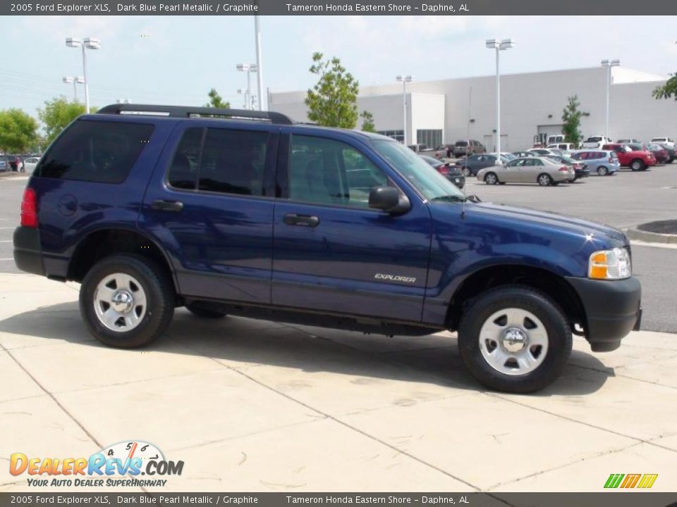 2005 Ford Explorer XLS Dark Blue Pearl Metallic / Graphite Photo #4