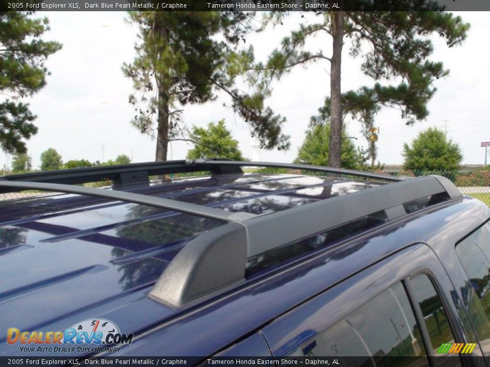 2005 Ford Explorer XLS Dark Blue Pearl Metallic / Graphite Photo #15