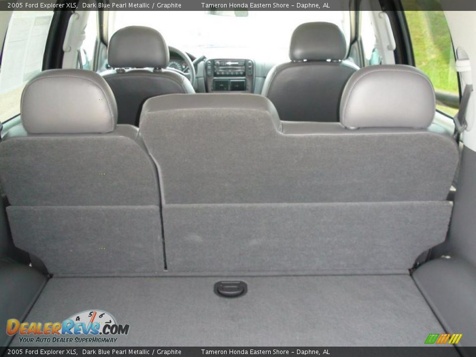 2005 Ford Explorer XLS Dark Blue Pearl Metallic / Graphite Photo #36