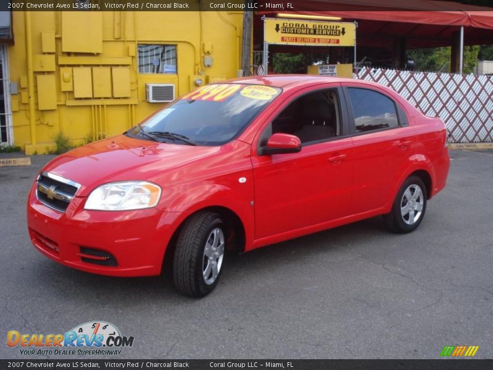 2007 Chevrolet Aveo LS Sedan Victory Red / Charcoal Black Photo #3