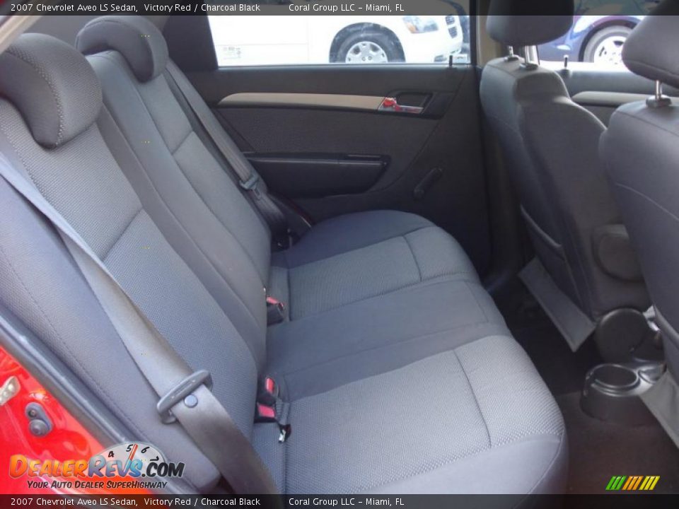 2007 Chevrolet Aveo LS Sedan Victory Red / Charcoal Black Photo #11