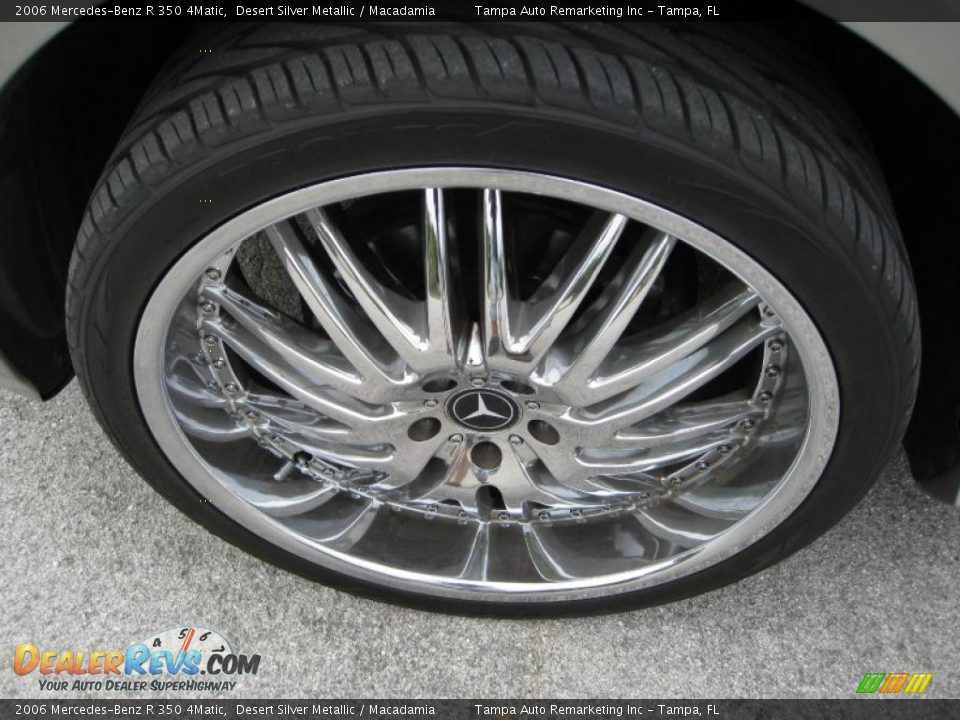 2006 Mercedes-Benz R 350 4Matic Desert Silver Metallic / Macadamia Photo #16