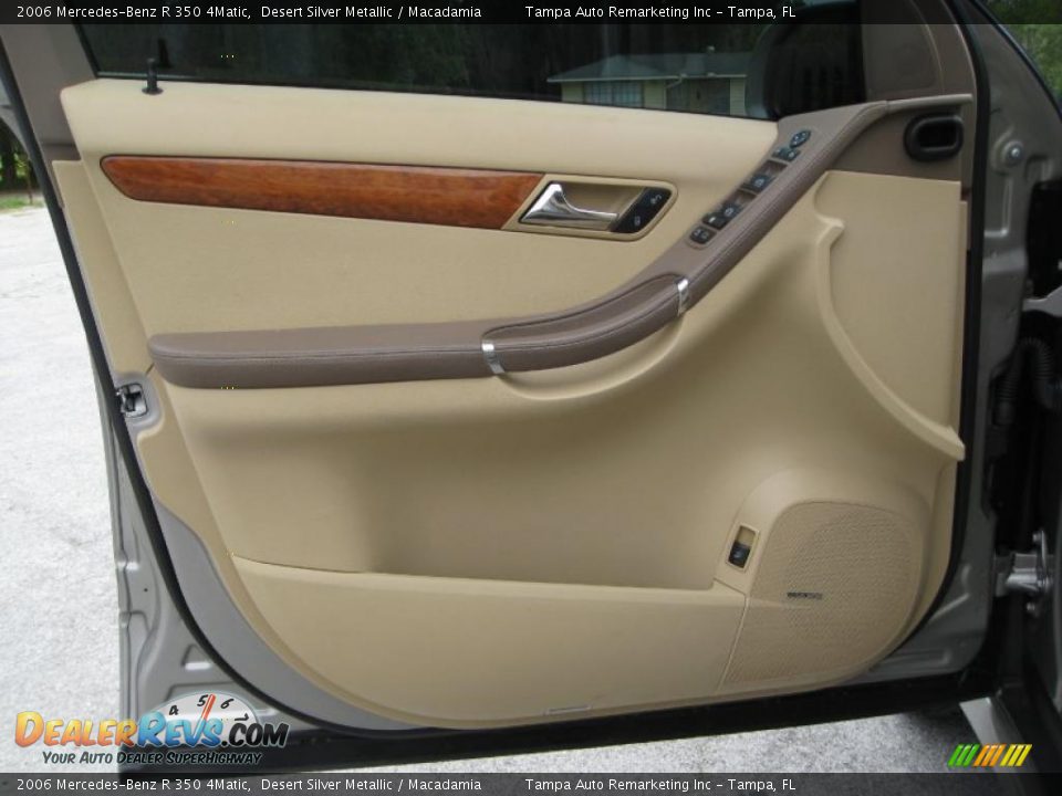 2006 Mercedes-Benz R 350 4Matic Desert Silver Metallic / Macadamia Photo #19