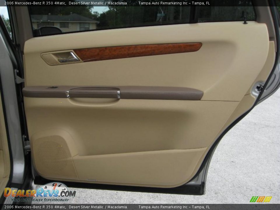 2006 Mercedes-Benz R 350 4Matic Desert Silver Metallic / Macadamia Photo #22