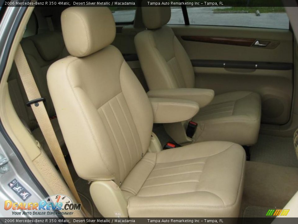2006 Mercedes-Benz R 350 4Matic Desert Silver Metallic / Macadamia Photo #26