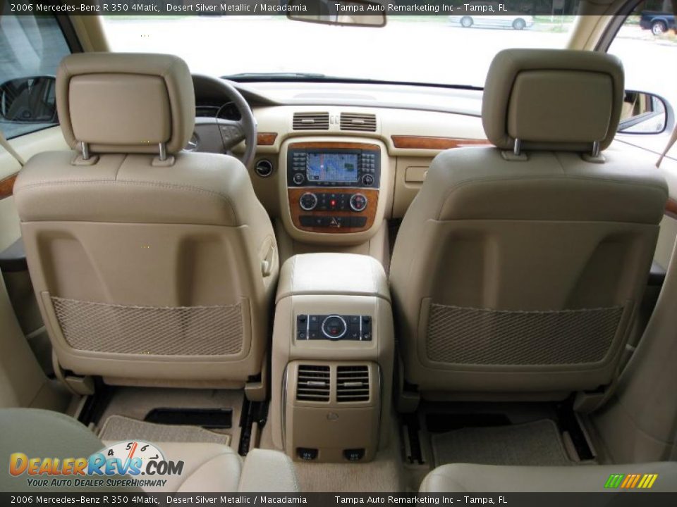 2006 Mercedes-Benz R 350 4Matic Desert Silver Metallic / Macadamia Photo #28