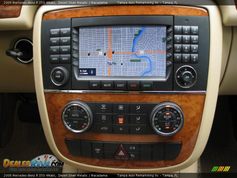 2006 Mercedes-Benz R 350 4Matic Desert Silver Metallic / Macadamia Photo #33