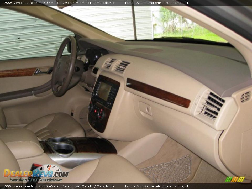 2006 Mercedes-Benz R 350 4Matic Desert Silver Metallic / Macadamia Photo #36