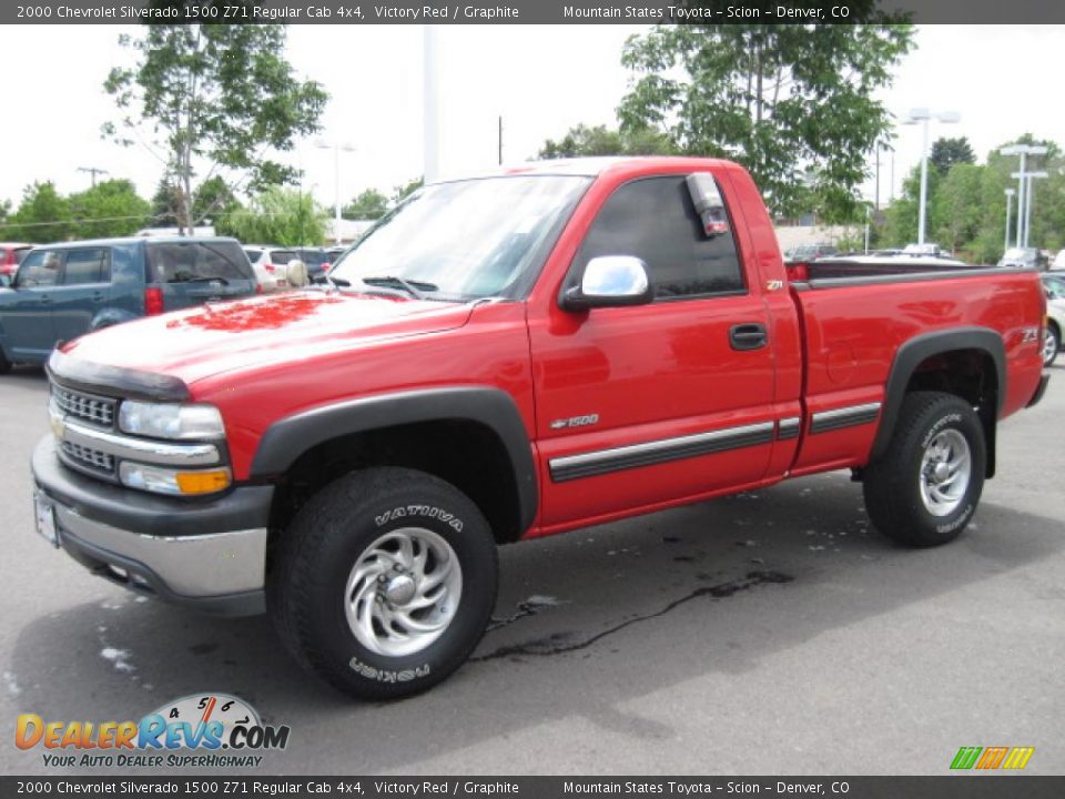 2000 Chevrolet Silverado 1500 Z71 Regular Cab 4x4 Victory Red / Graphite Photo #5