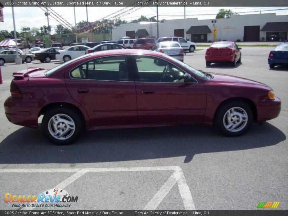 2005 Pontiac Grand Am SE Sedan Sport Red Metallic / Dark Taupe Photo #13