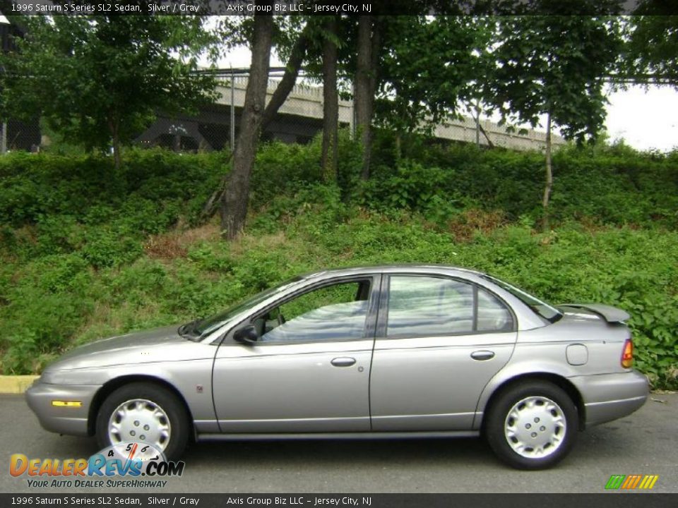 1996 Saturn S Series SL2 Sedan Silver / Gray Photo #3