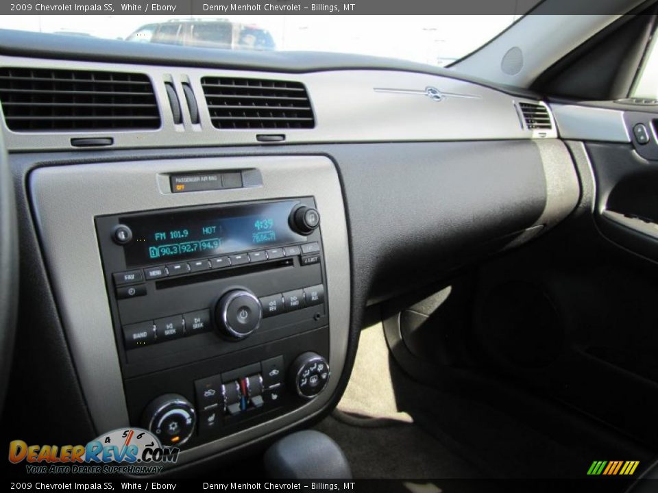 2009 Chevrolet Impala SS White / Ebony Photo #8