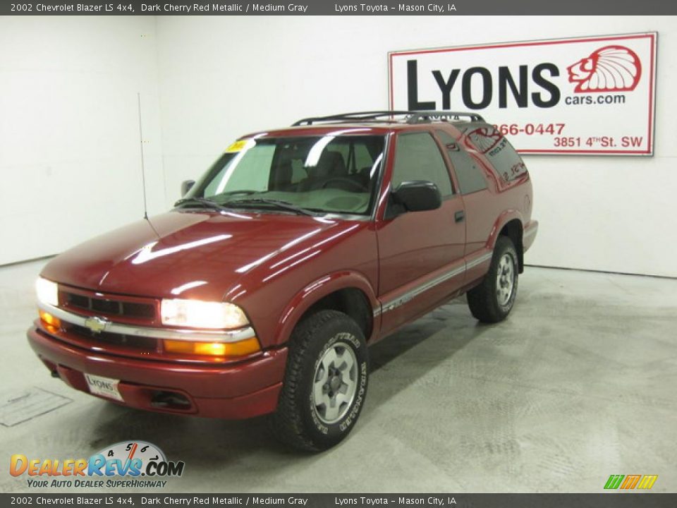 2002 Chevrolet Blazer LS 4x4 Dark Cherry Red Metallic / Medium Gray Photo #24