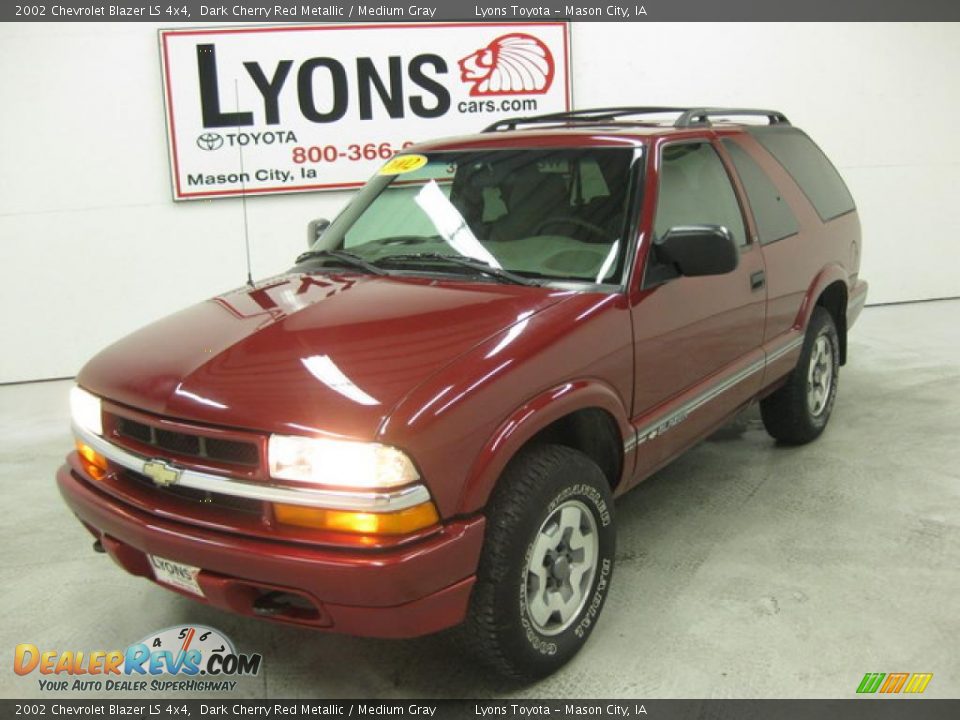 2002 Chevrolet Blazer LS 4x4 Dark Cherry Red Metallic / Medium Gray Photo #26