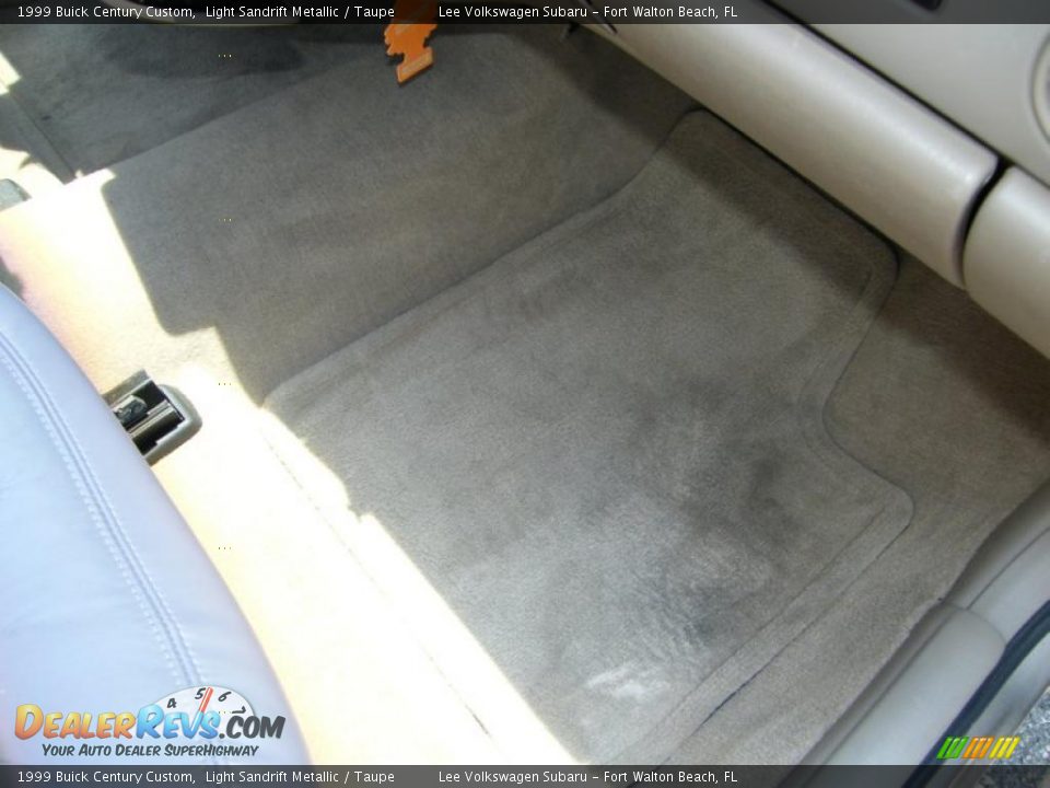 1999 Buick Century Custom Light Sandrift Metallic / Taupe Photo #26