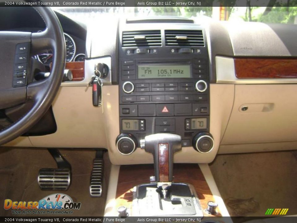 2004 Volkswagen Touareg V8 Colorado Red Metallic / Pure Beige Photo #10
