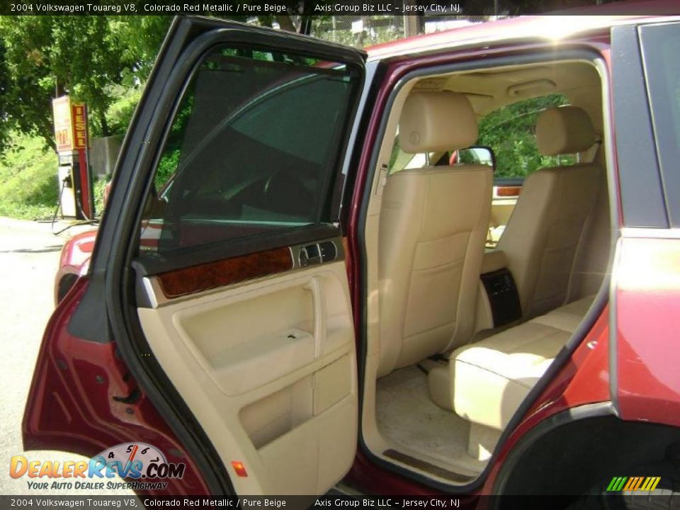 2004 Volkswagen Touareg V8 Colorado Red Metallic / Pure Beige Photo #13