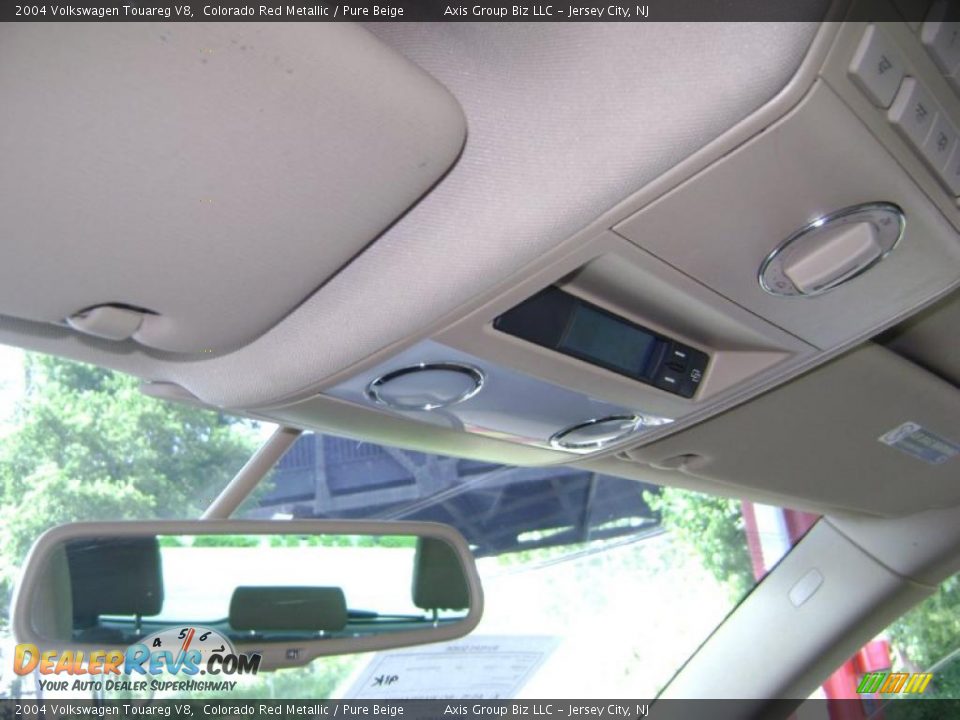 2004 Volkswagen Touareg V8 Colorado Red Metallic / Pure Beige Photo #19