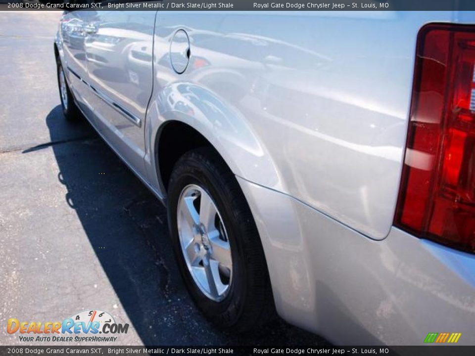2008 Dodge Grand Caravan SXT Bright Silver Metallic / Dark Slate/Light Shale Photo #4