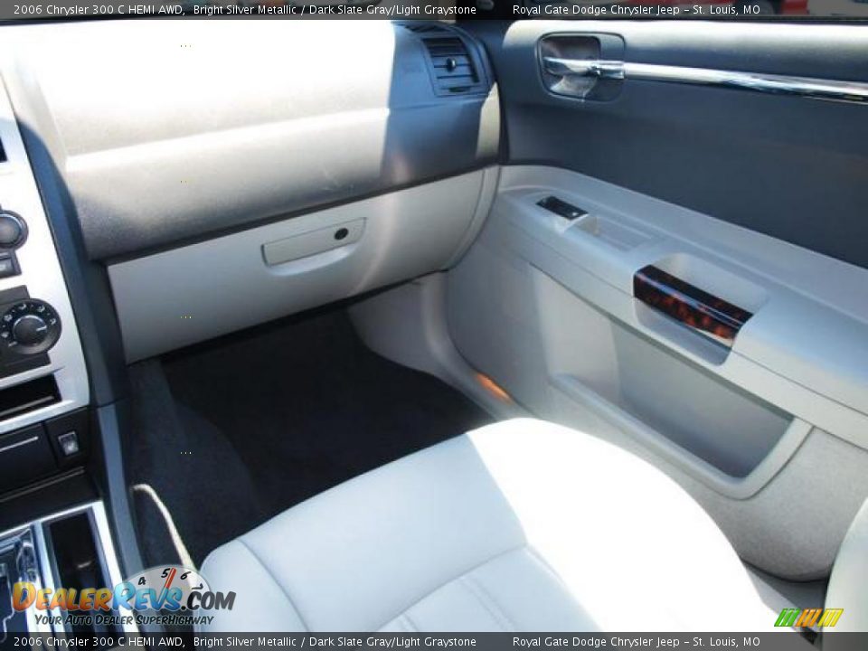 2006 Chrysler 300 C HEMI AWD Bright Silver Metallic / Dark Slate Gray/Light Graystone Photo #13