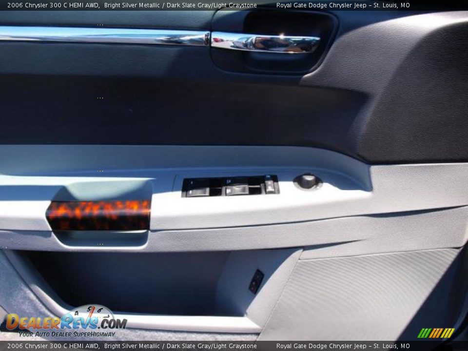 2006 Chrysler 300 C HEMI AWD Bright Silver Metallic / Dark Slate Gray/Light Graystone Photo #15