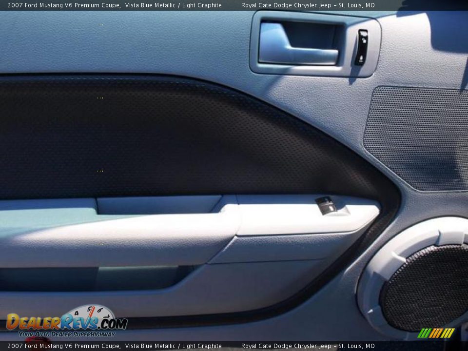 2007 Ford Mustang V6 Premium Coupe Vista Blue Metallic / Light Graphite Photo #15