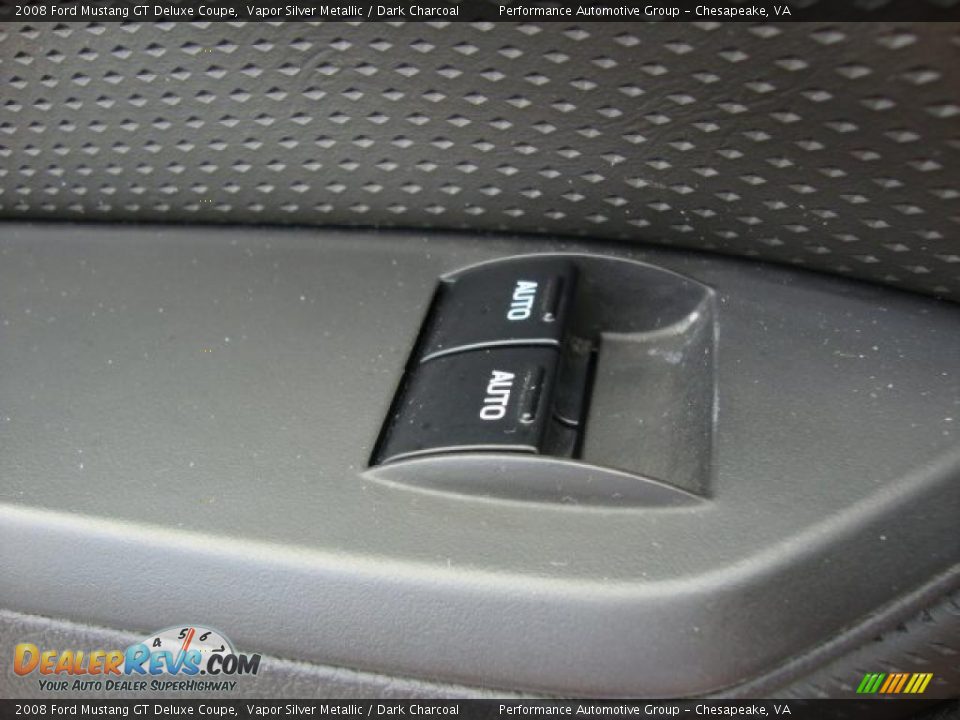 2008 Ford Mustang GT Deluxe Coupe Vapor Silver Metallic / Dark Charcoal Photo #18