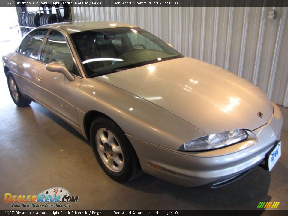 1997 Oldsmobile Aurora Light Sandrift Metallic / Beige Photo #1