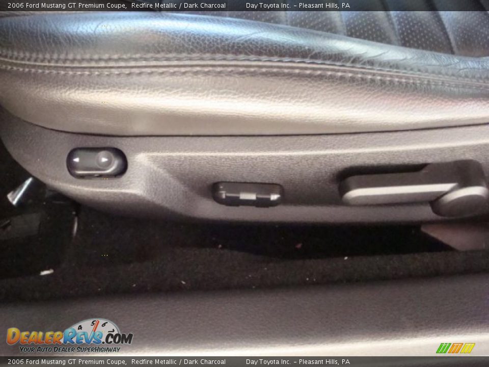 2006 Ford Mustang GT Premium Coupe Redfire Metallic / Dark Charcoal Photo #12