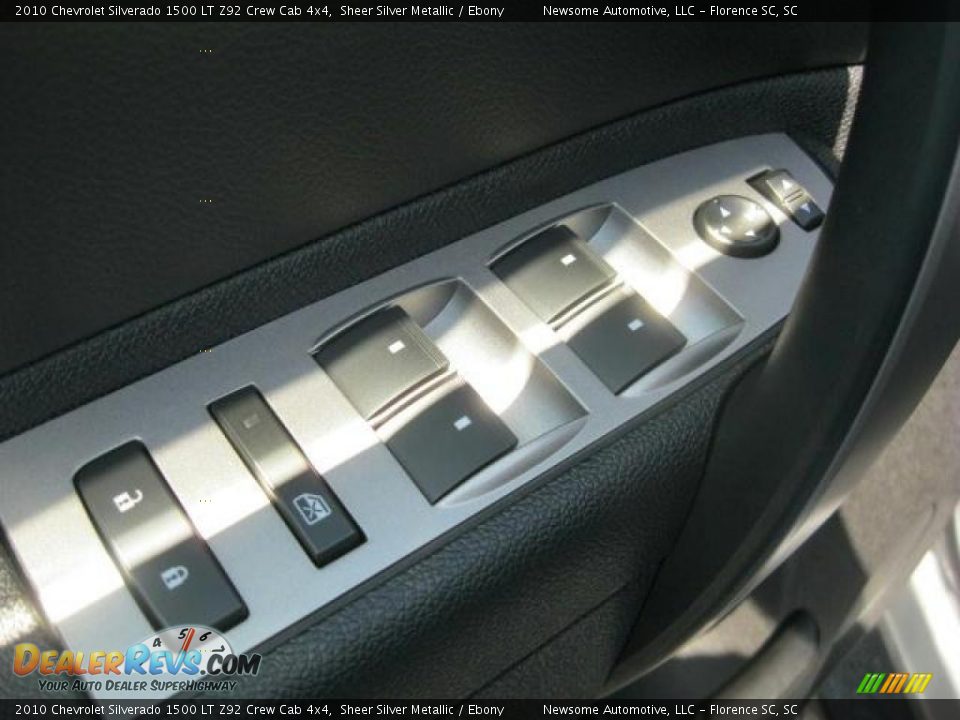 2010 Chevrolet Silverado 1500 LT Z92 Crew Cab 4x4 Sheer Silver Metallic / Ebony Photo #11