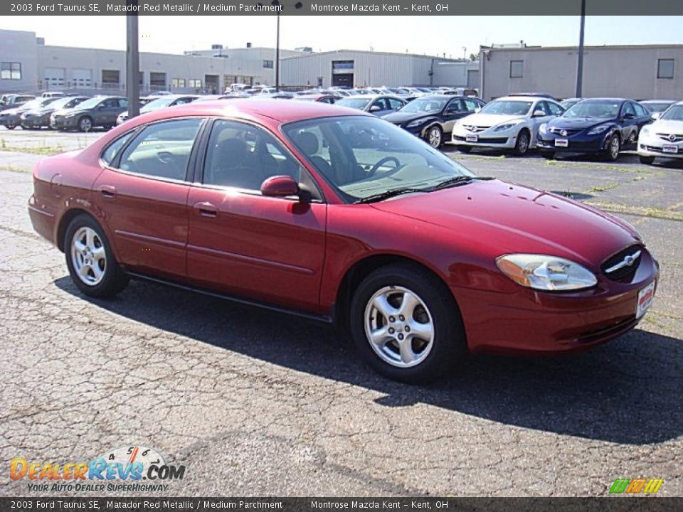 2003 Ford Taurus SE Matador Red Metallic / Medium Parchment Photo #3