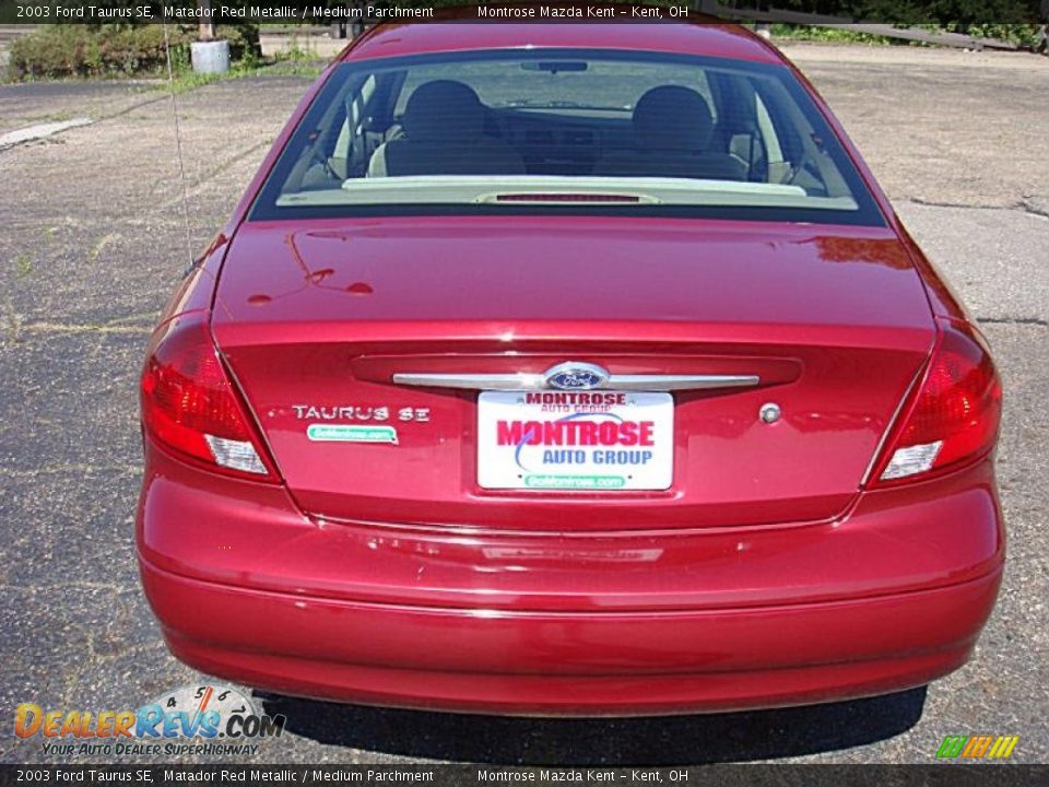 2003 Ford Taurus SE Matador Red Metallic / Medium Parchment Photo #8