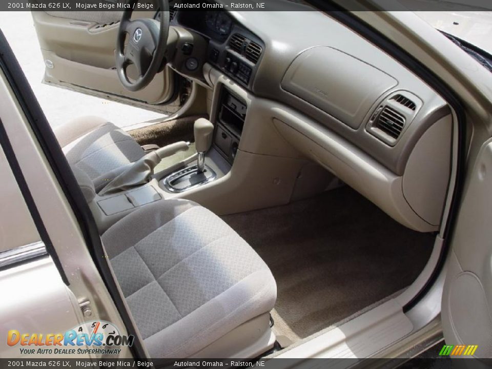 2001 Mazda 626 LX Mojave Beige Mica / Beige Photo #16