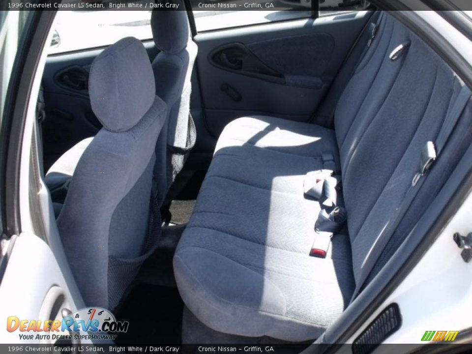 1996 Chevrolet Cavalier LS Sedan Bright White / Dark Gray Photo #11