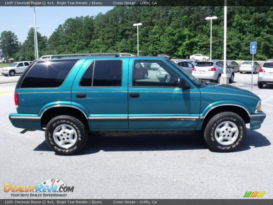 1995 Chevrolet Blazer LS 4x4 Bright Teal Metallic / Ebony Photo #6