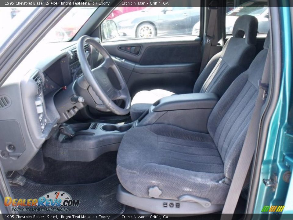 1995 Chevrolet Blazer LS 4x4 Bright Teal Metallic / Ebony Photo #10