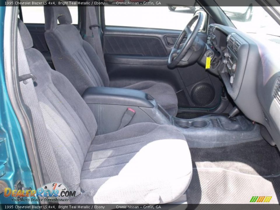 1995 Chevrolet Blazer LS 4x4 Bright Teal Metallic / Ebony Photo #14